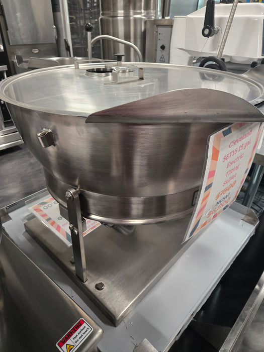 Used Cleveland Tilt Skillet