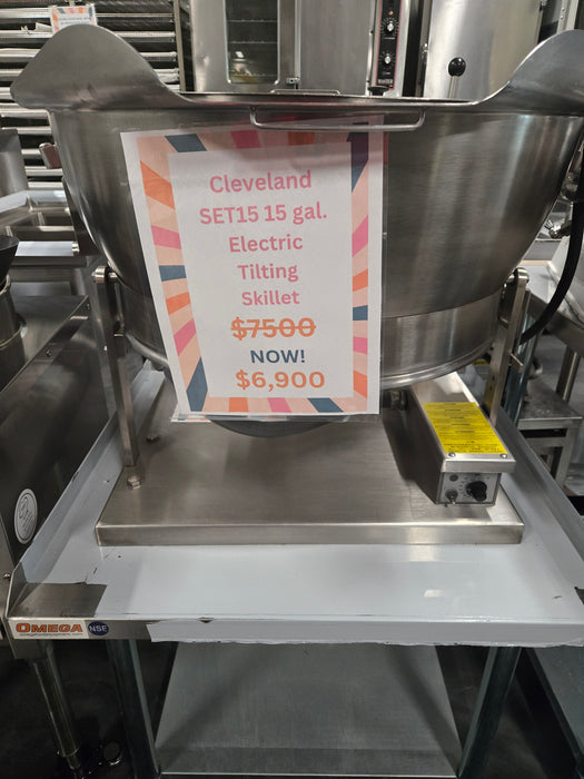 Used Cleveland Tilt Skillet
